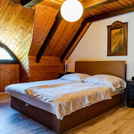 Bohem Birtok Es Csarda *