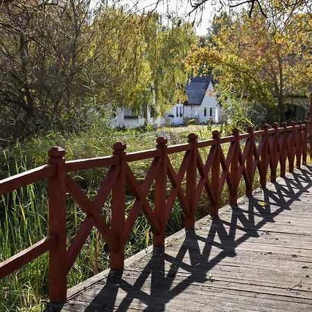 Bohem Birtok Es Csarda Ferienpark *